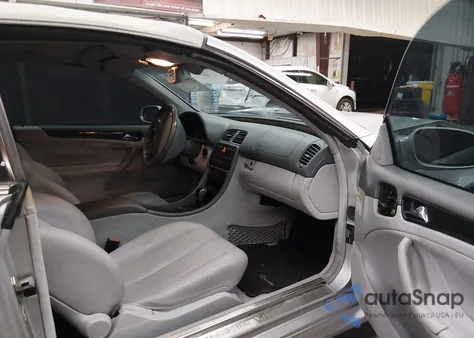 2003 Mercedes-Benz Clk 430 z USA, uszkodzony, nr VIN WDBLK70G33T141708